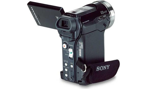 SONY DCR-PC1000E PAL 3 CCD Mini DV Camcorder